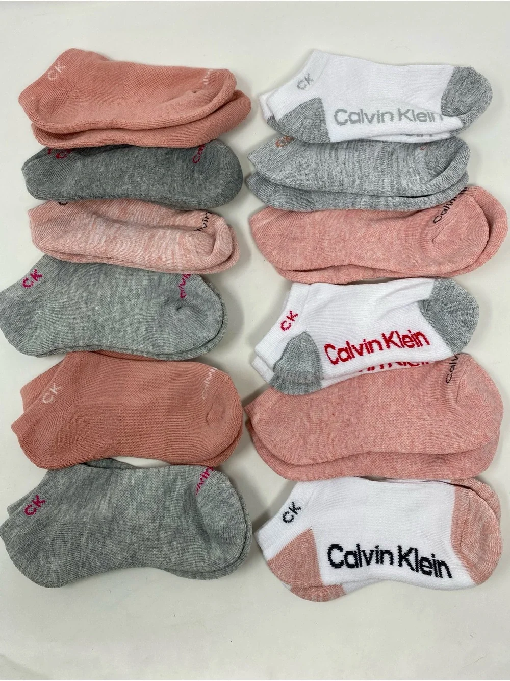 Calvin Klein Girls 12 Pack Soft Cushioned Athletic No Show Socks Size Medium